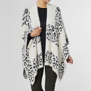 NWOT Anthropologie Animal Print Leopard Mohair Poncho Cardigan